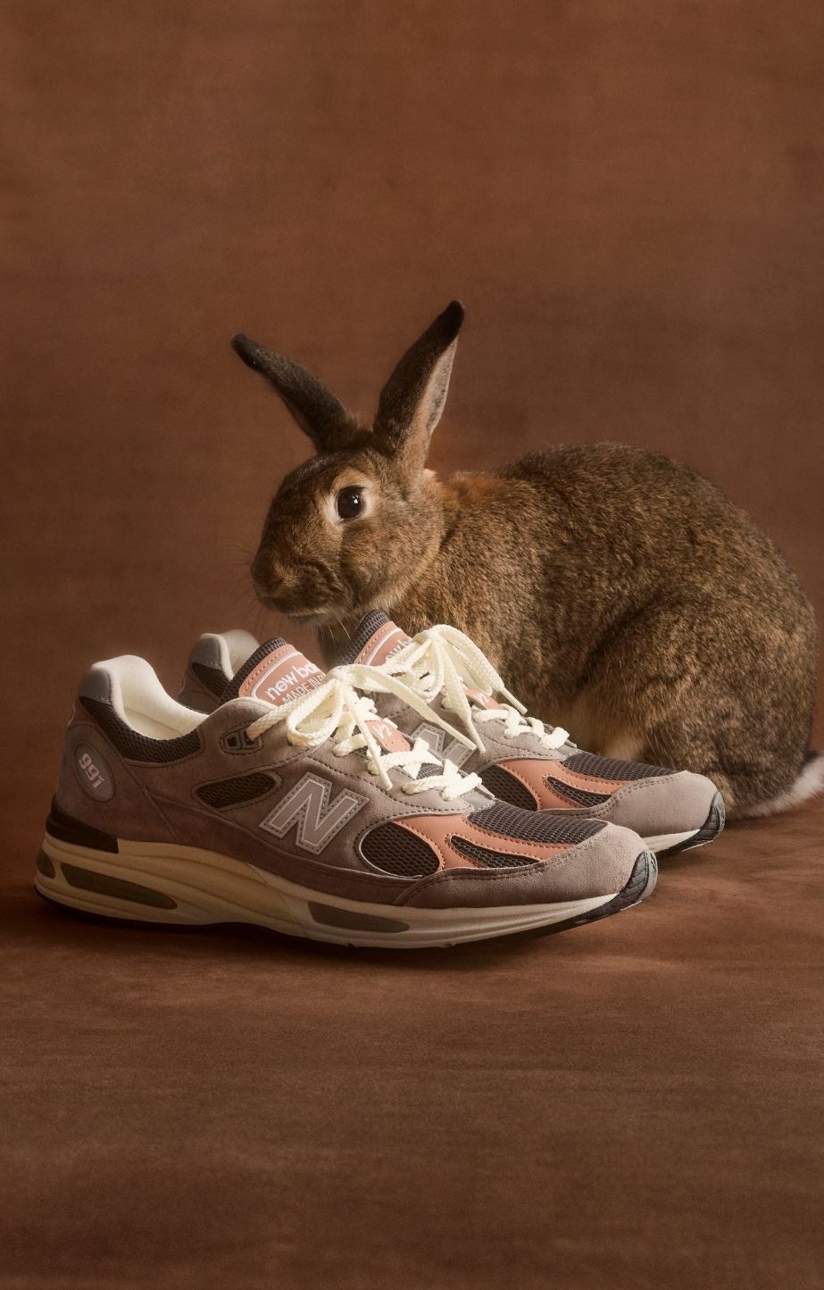 Close up of new balance made in uk 991 v2